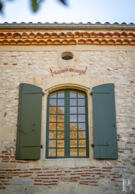 character properties France aquitaine   - 3