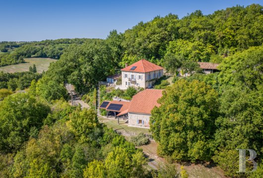 character properties France midi pyrenees   - 3
