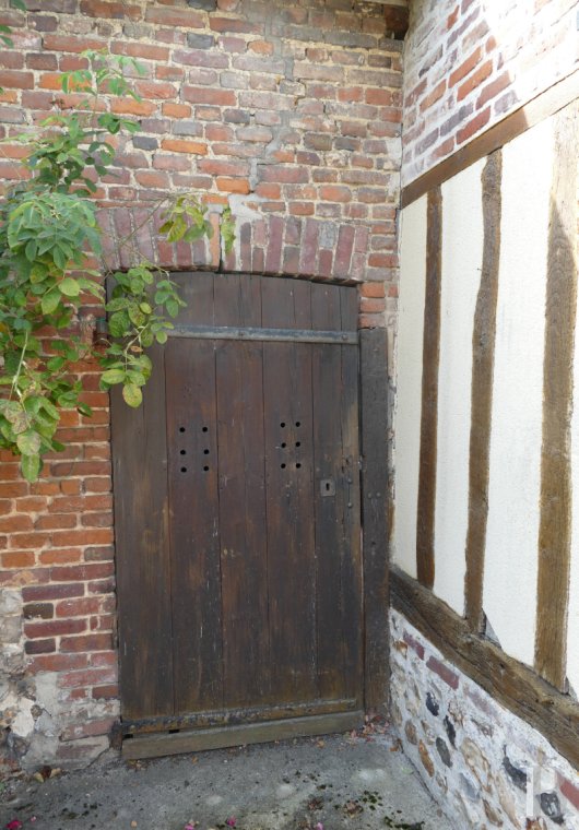 character properties France upper normandy   - 8