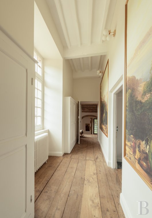 An elegant 17th-century manor house and overhanging gardens, in Autoire, in the Lot department  - photo  n°14
