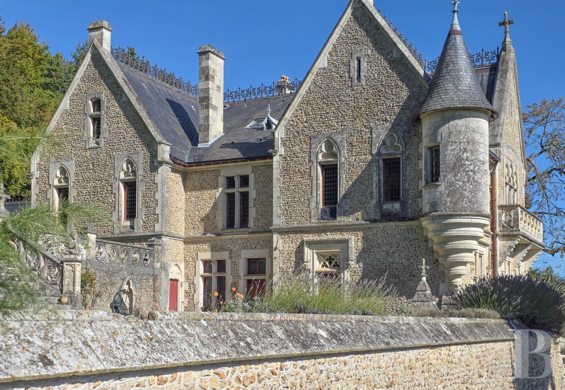 chateaux for sale France pays de loire   - 2