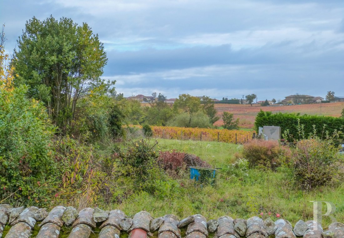 character properties France rhones alps   - 17 character properties France rhones alps   - 17