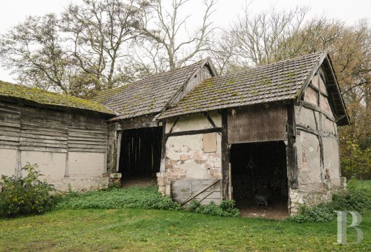 character properties France burgundy   - 15