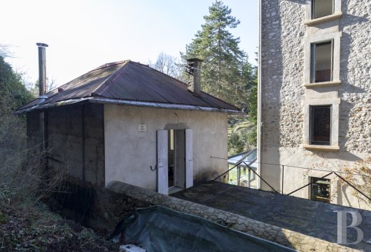 character properties France rhones alps   - 14