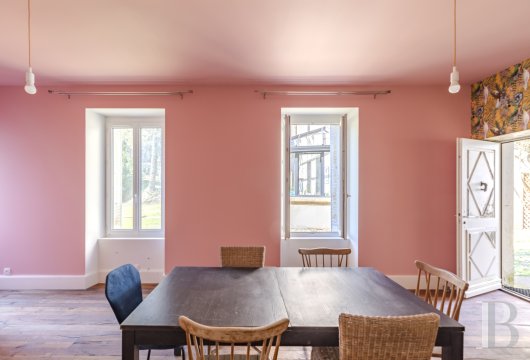 character properties France rhones alps   - 13