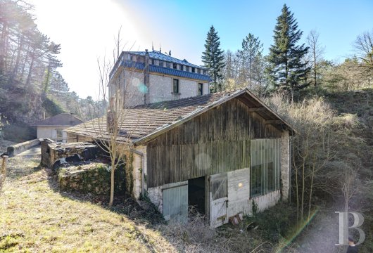 character properties France rhones alps   - 16