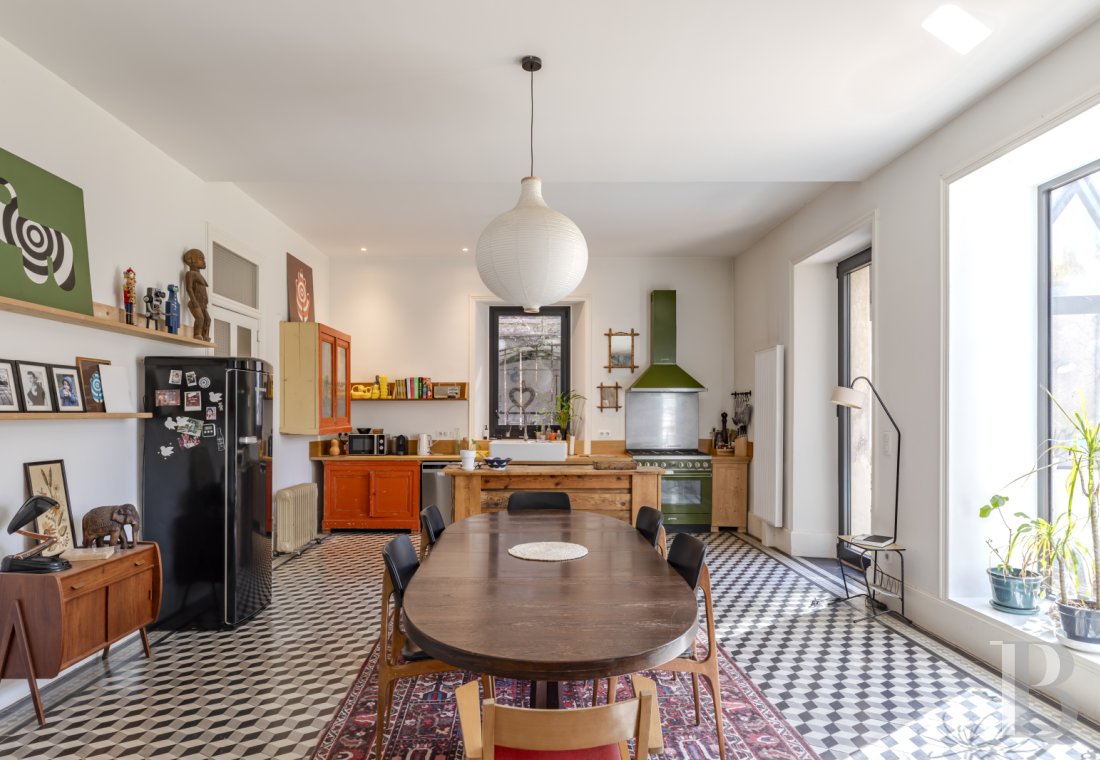 character properties France rhones alps   - 6