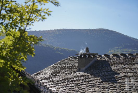 character properties France languedoc roussillon   - 5