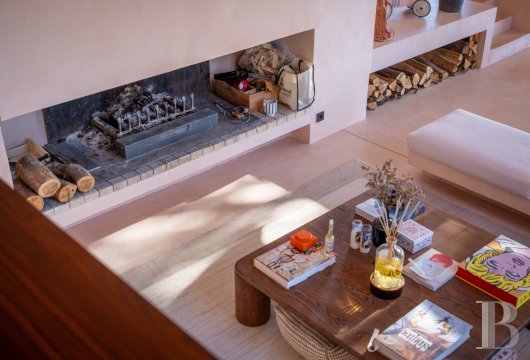 character properties France aquitaine   - 8