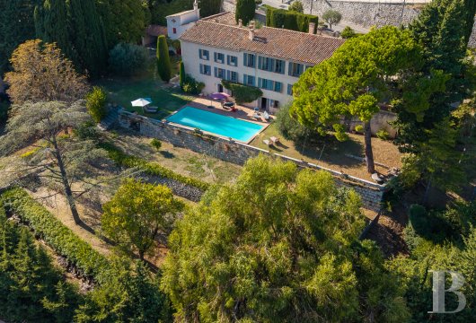 provence-cote-dazur - A large 18th-century Provencal country house, with its gardens  and sea views, in the middle of the world’s perfume capital