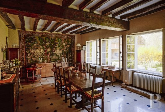 character properties France center val de loire   - 7