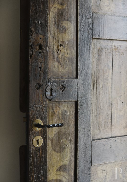 maisons de caractère &agrave; vendre - centre-val-de-loire - À proximité de la Charité-sur-Loire, à 2 h de Paris, dans un paysage vallonné, deux maisons, une dépendance et une piscine, sur 26 ha de terrain