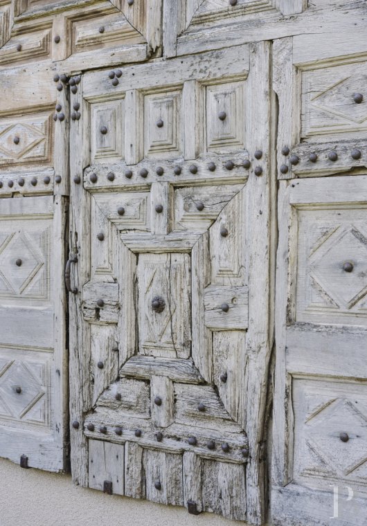 character properties France center val de loire   - 4