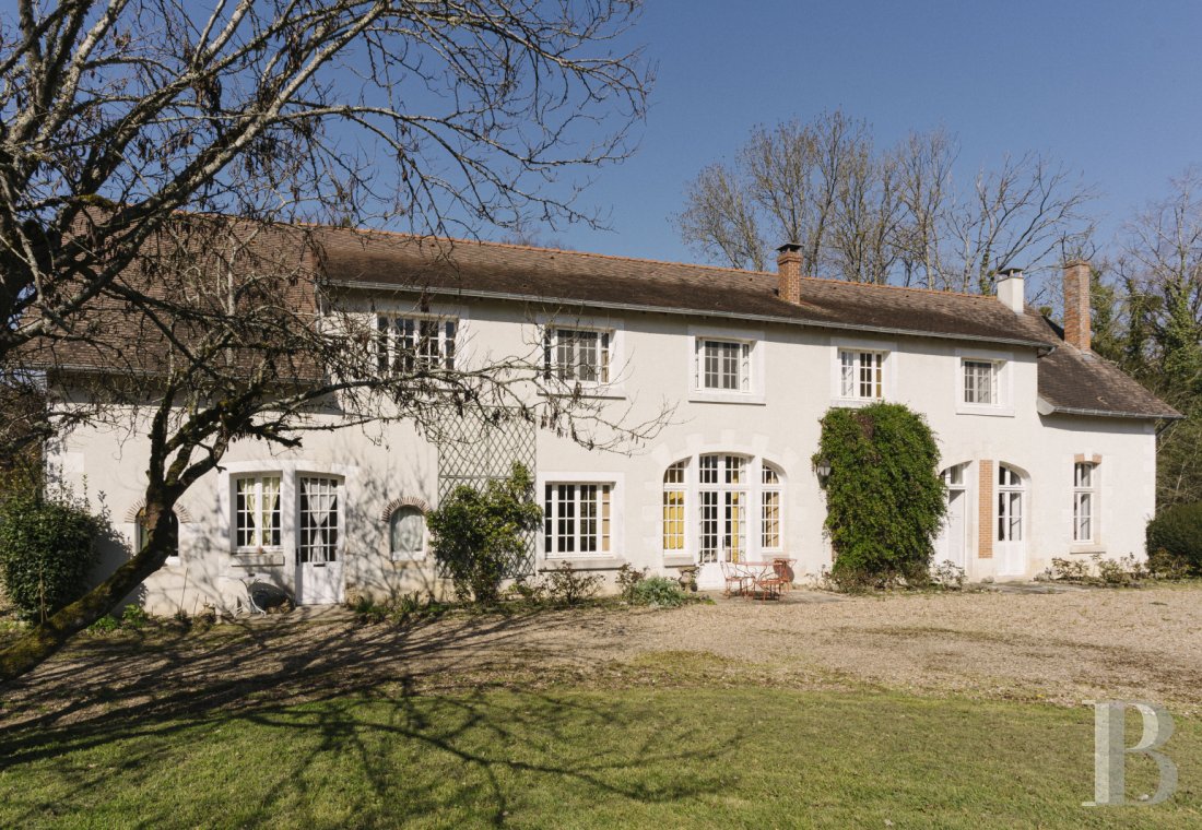 character properties France center val de loire   - 2