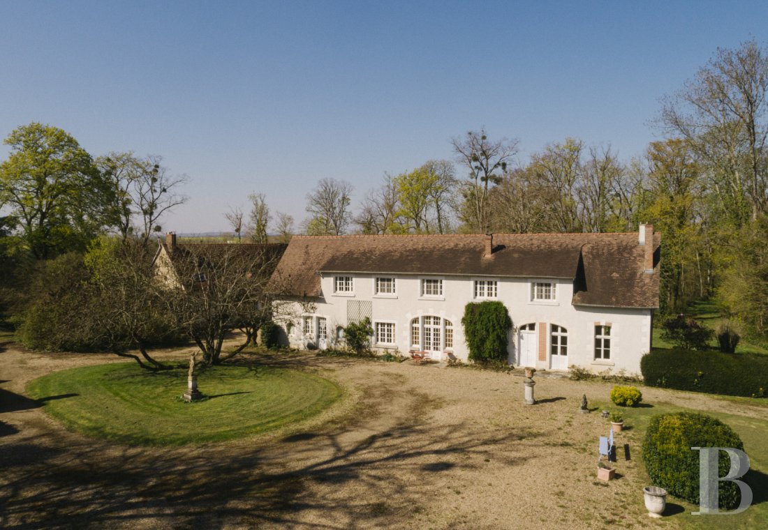 character properties France center val de loire   - 1