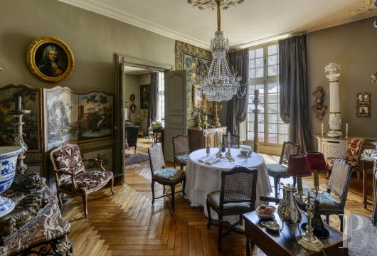 pays-de-loire - À proximité de la cathédrale de Nantes, un appartement de 174 m² restauré dans l’esprit du 18e s.