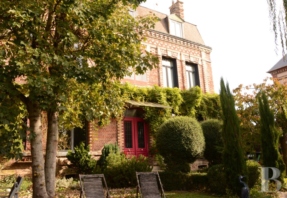 properties in town upper normandy   - 1