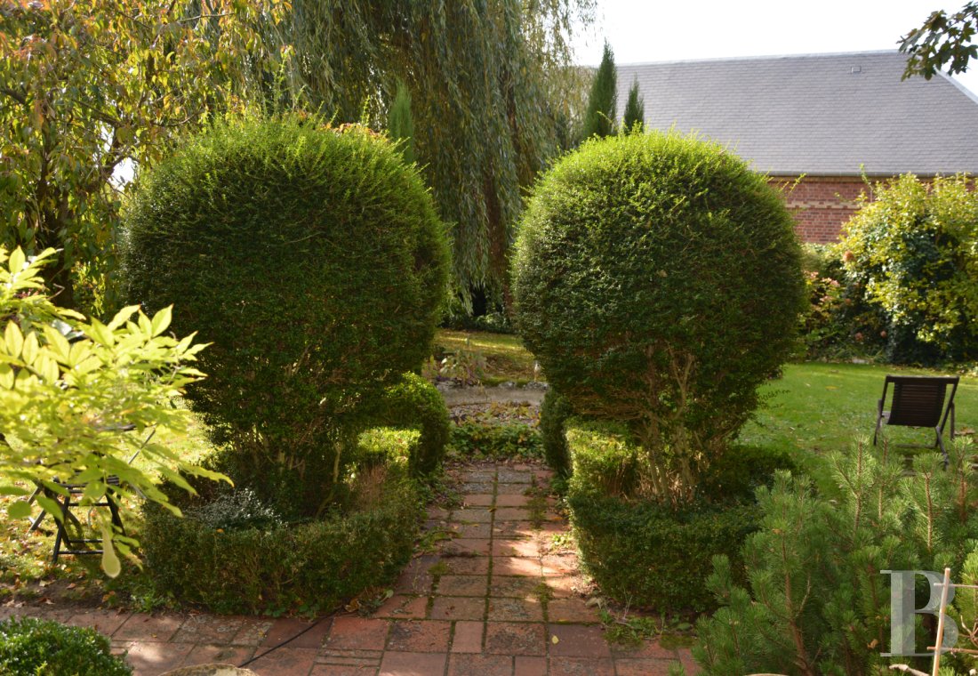 properties in town upper normandy   - 17