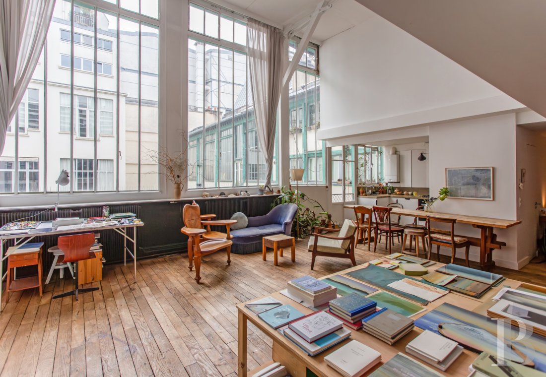 apartments for sale - paris - Au sein du seizième arrondissement, un atelier d'artiste aux volumes aériens, dans une manufacture du 19e s.