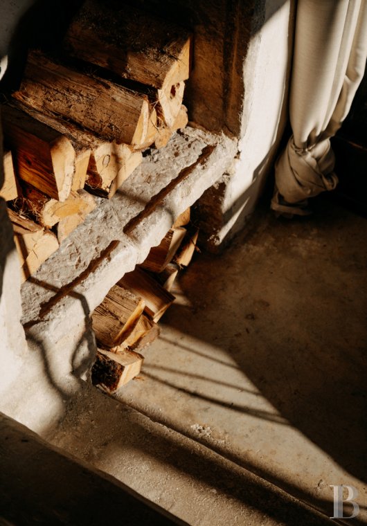 En Drôme provençale, au cœur des Baronnies,  un ensemble de maisons restaurées dans un village médiéval préservé - photo  n°17