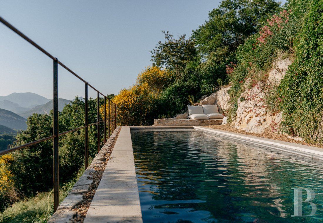 En Drôme provençale, au cœur des Baronnies,  un ensemble de maisons restaurées dans un village médiéval préservé - photo  n°49