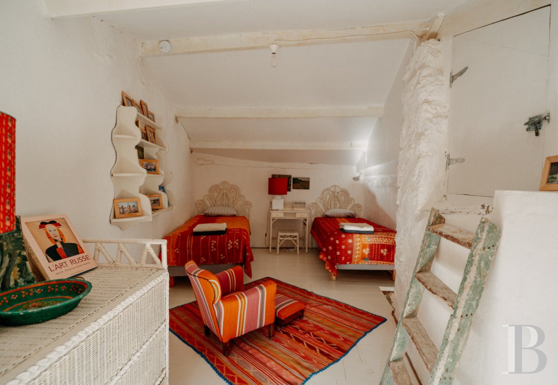 En Drôme provençale, au cœur des Baronnies,  un ensemble de maisons restaurées dans un village médiéval préservé - photo  n°29