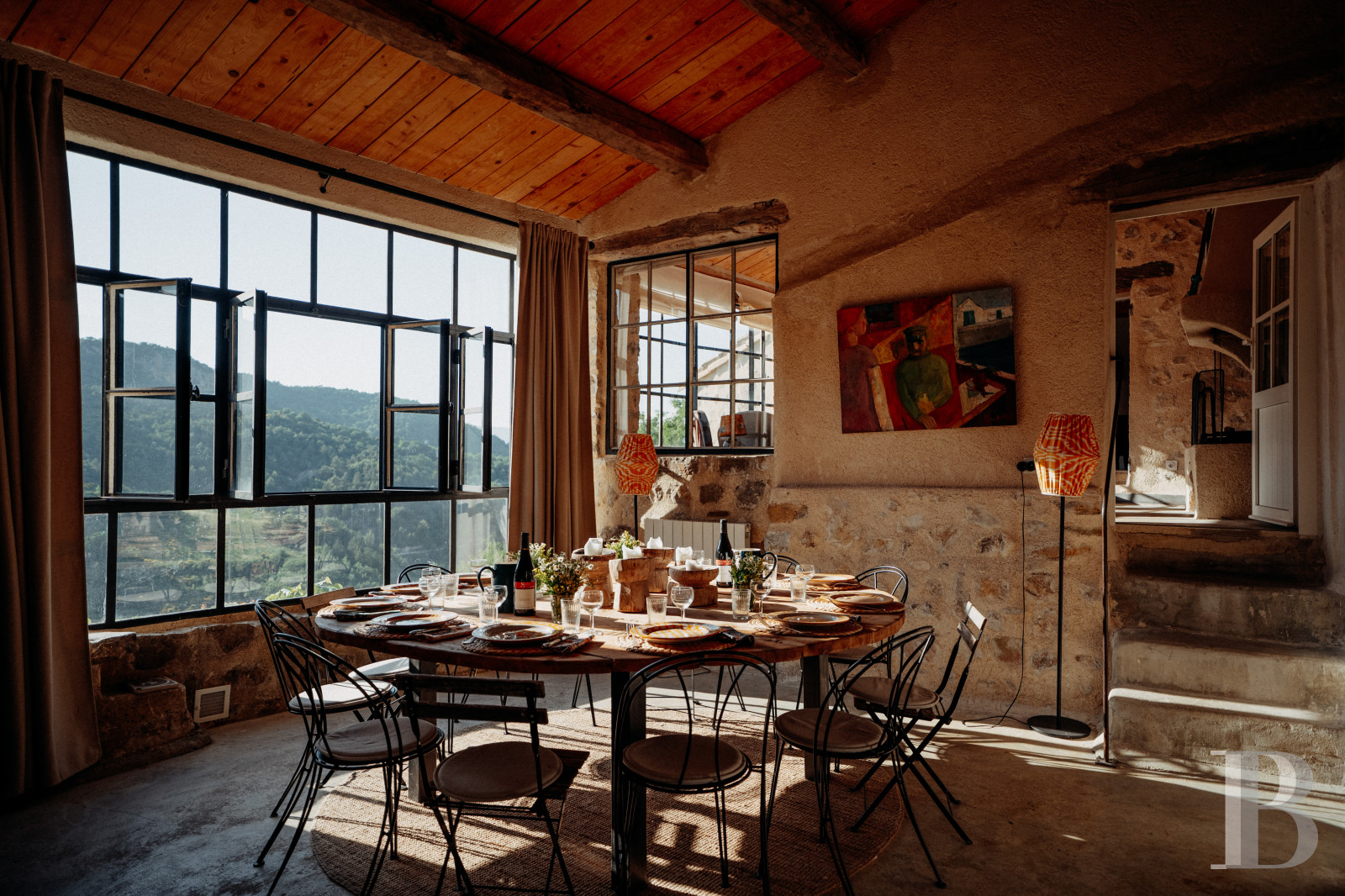 En Drôme provençale, au cœur des Baronnies,  un ensemble de maisons restaurées dans un village médiéval préservé - photo  n°14