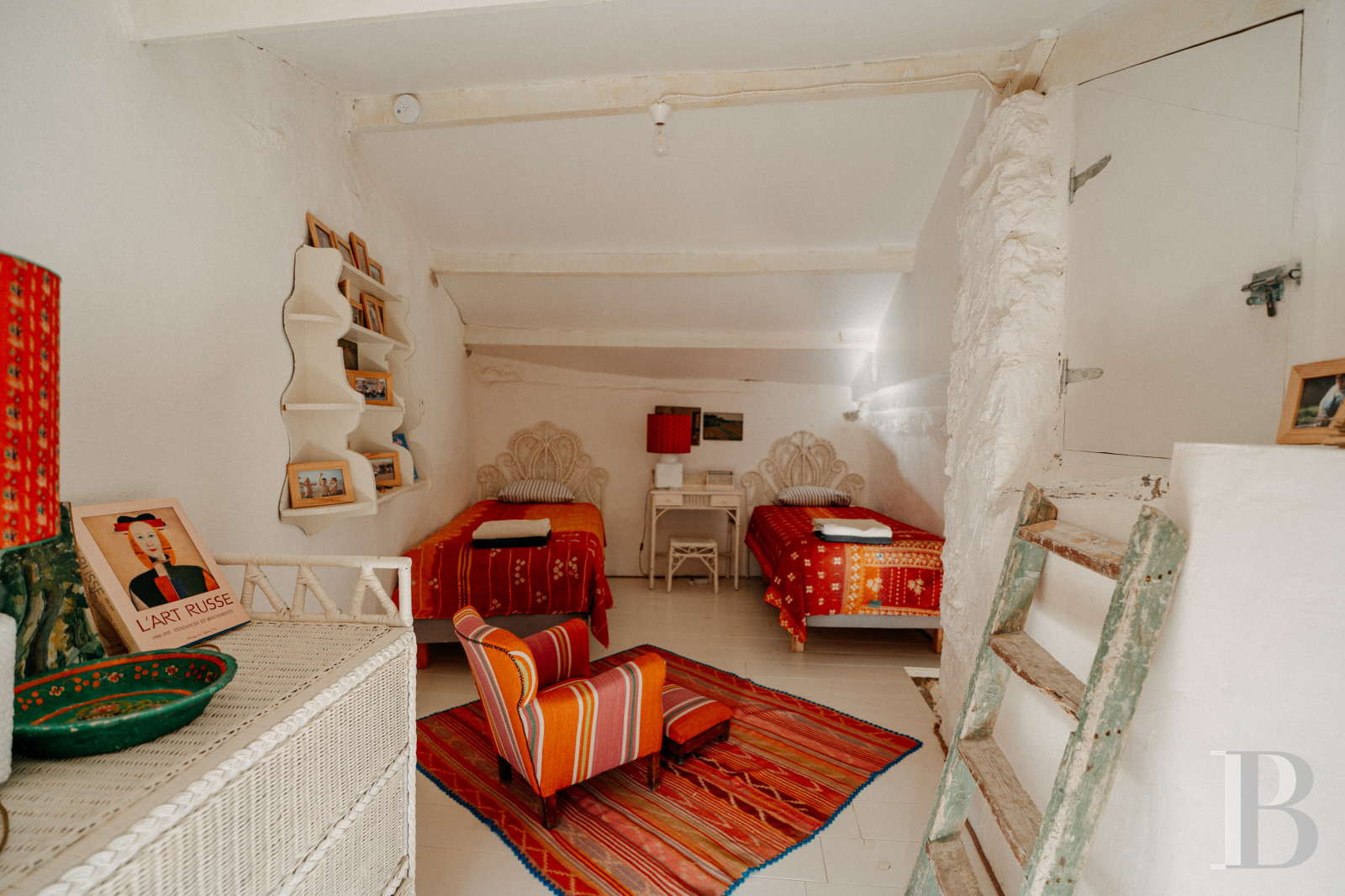 En Drôme provençale, au cœur des Baronnies,  un ensemble de maisons restaurées dans un village médiéval préservé - photo  n°29