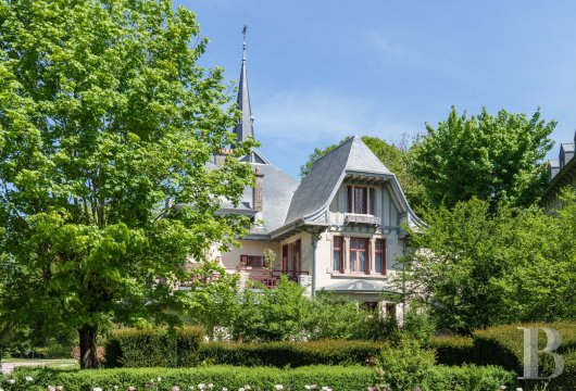 A unique Anglo-Norman villa from the early 19th century in the Vittel spa park in the Vosges - photo  n°2