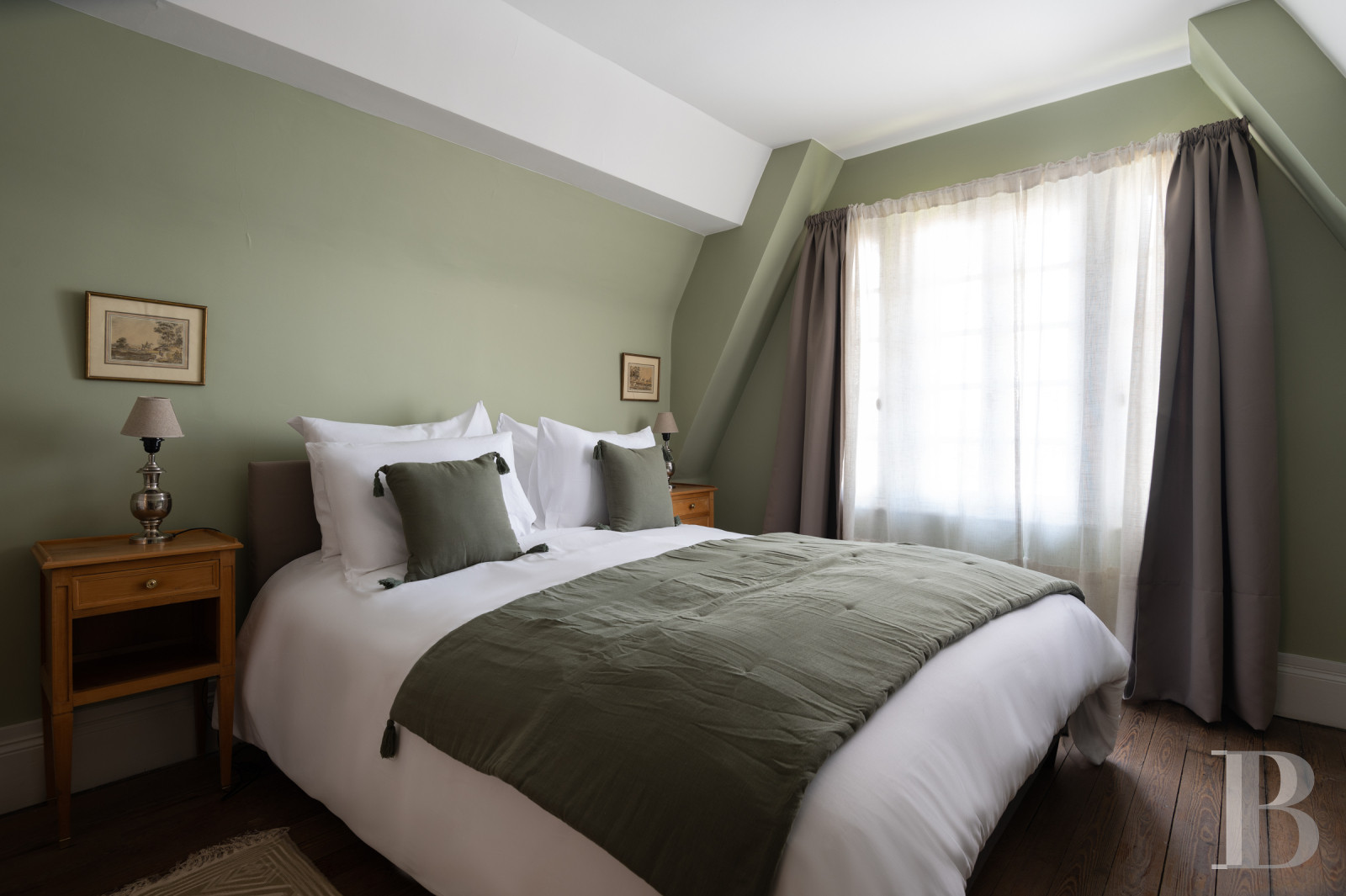 Dans les Vosges, à l'intérieur du parc thermal de Vittel, une singulière villa anglo-normande du début du 20e siècle - photo  n°21