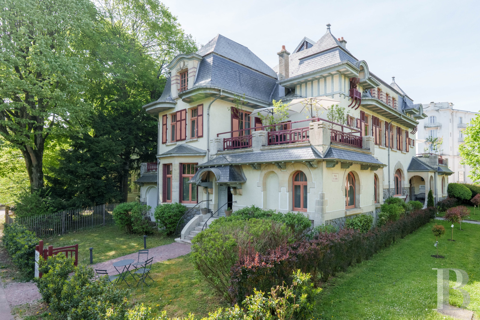 A unique Anglo-Norman villa from the early 19th century in the Vittel spa park in the Vosges - photo  n°47