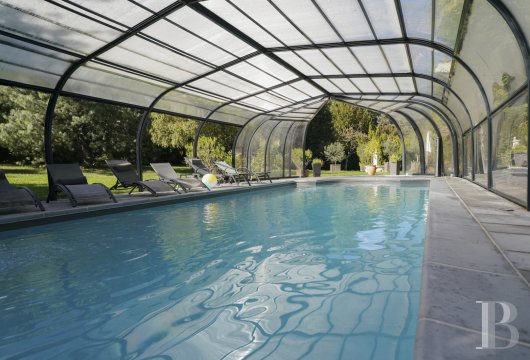 character properties France languedoc roussillon   - 9