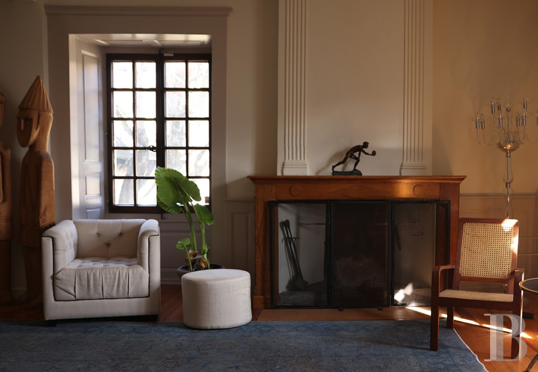 Dans l’Ain, à proximité de Genève, une maison du 17e siècle traversée par un souffle contemporain - photo  n°5