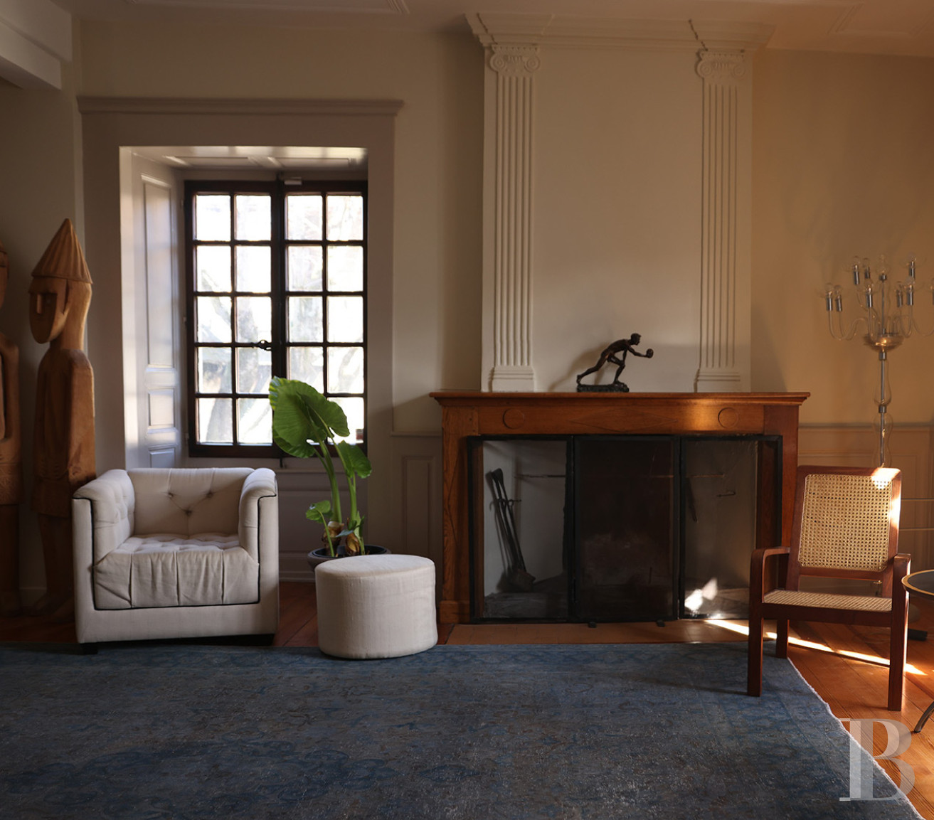 Dans l’Ain, à proximité de Genève, une maison du 17e siècle traversée par un souffle contemporain - photo  n°5