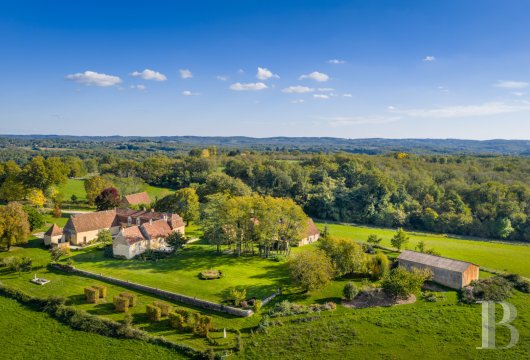aquitaine - A 17th-century charterhouse, its converted outbuildings and  small hamlet of dwellings, to be restored, to the north of Périgueux, within the greater Dordogne region