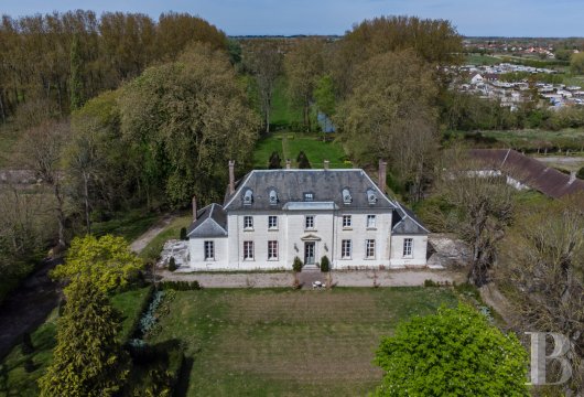 picardie - En baie de Somme, à 2 h de Paris, un château du 18e s., de 460 m², et son parc de 9 ha