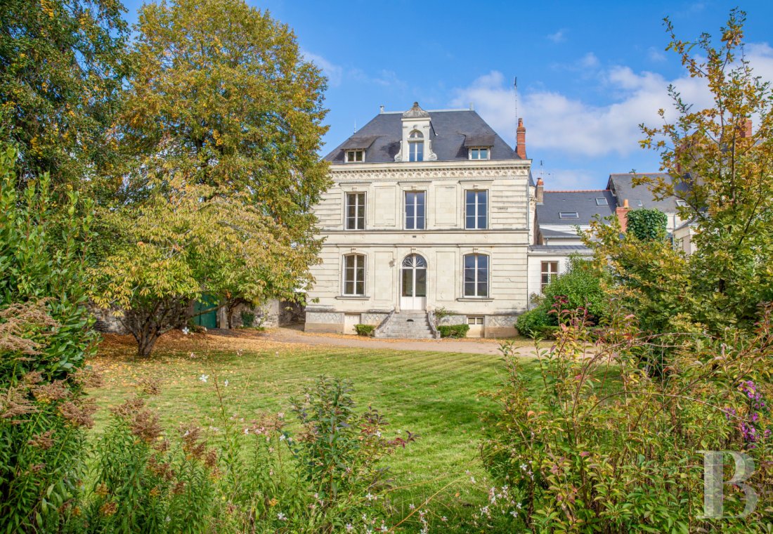 mansion houses for sale France pays de loire   - 1