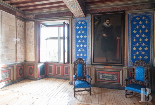 chateaux for sale France picardy   - 16