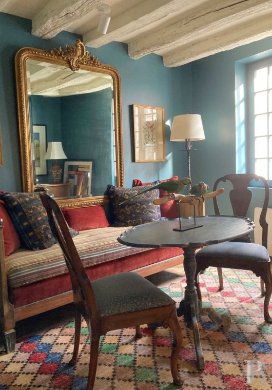 character properties France ile de france   - 6