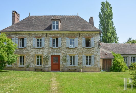 upper-normandy - A former 18th-century priory, its outbuildings converted into accommodations  & 3,000-m² grounds, near the Norman Vexin region, 80 km from Paris