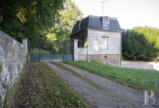 chateaux for sale France picardy   - 14