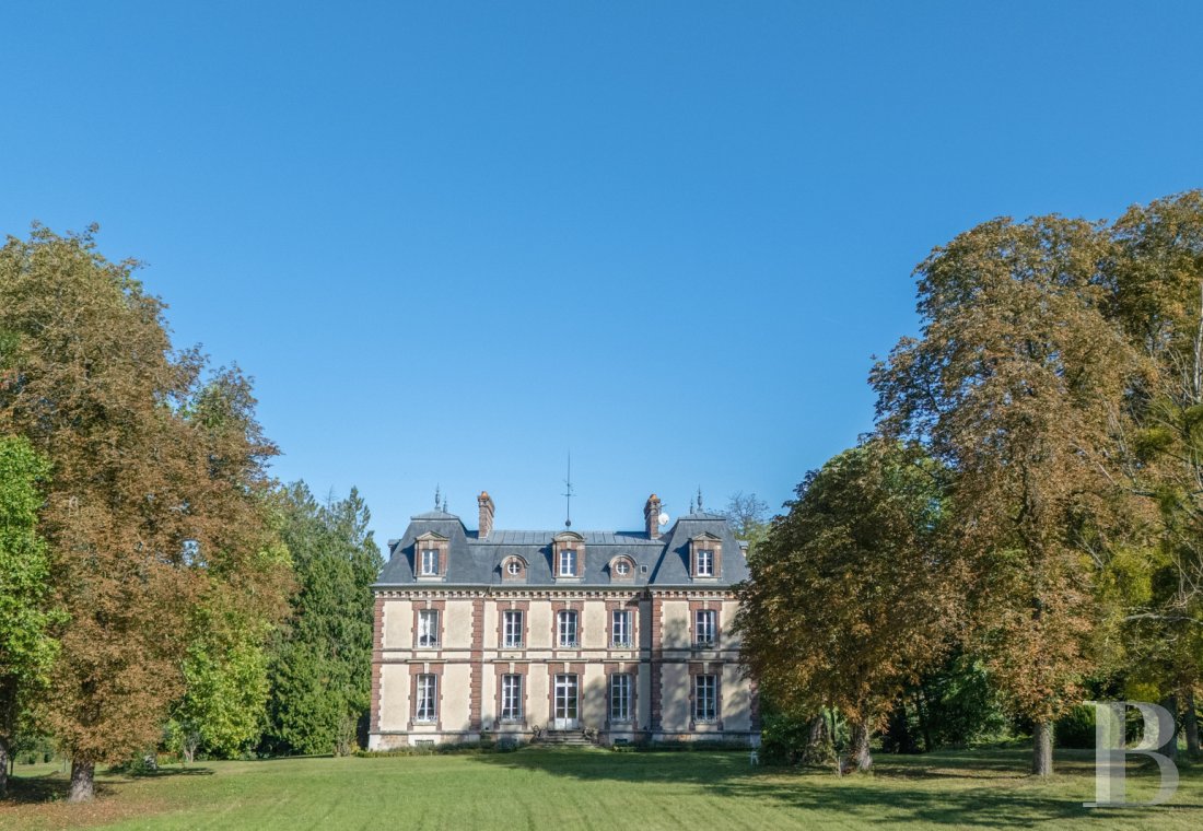 chateaux for sale France picardy   - 1