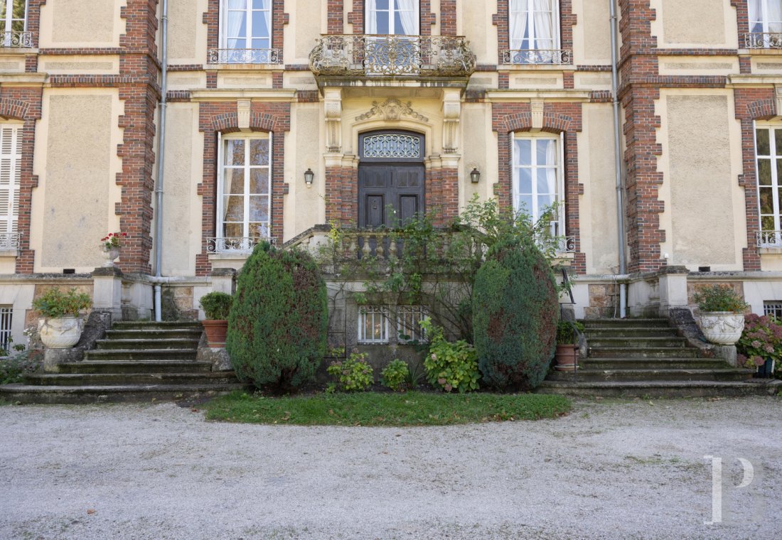 chateaux for sale France picardy   - 3