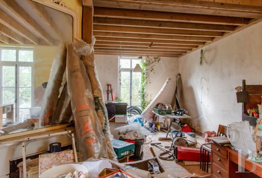 character properties France poitou charentes   - 11