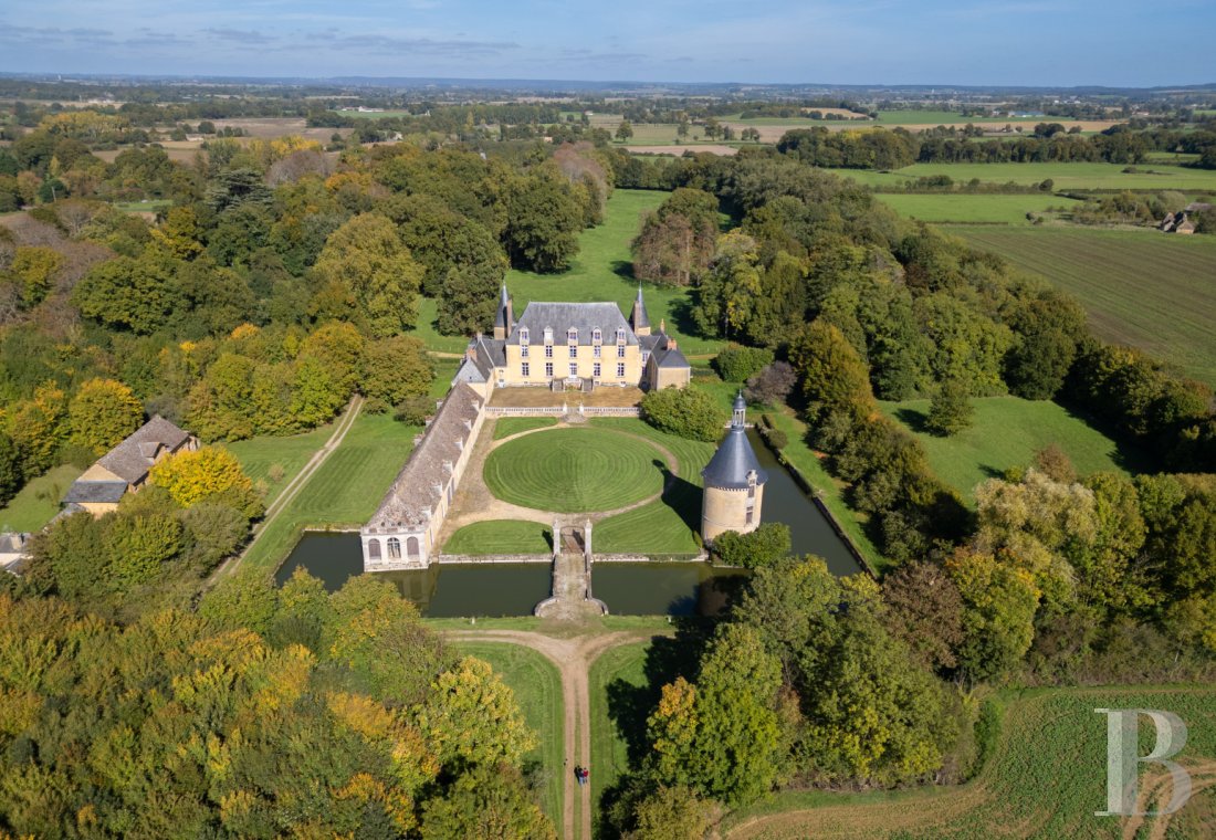 chateaux for sale France pays de loire   - 2