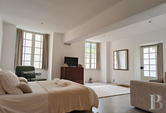 property for sale France pays de loire   - 13