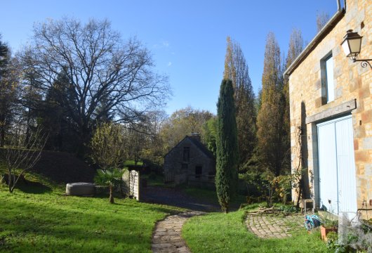 character properties France brittany   - 4