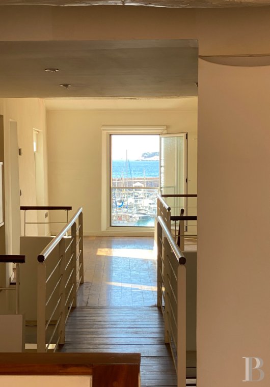 properties in town provence cote dazur   - 3