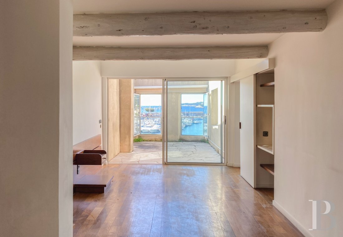 properties in town provence cote dazur   - 6