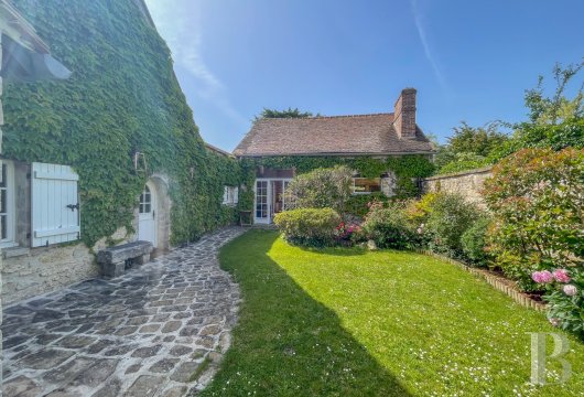 ile-de-france - A village house overlooking an enclosed terraced garden, in the Gâtinais natural park, in Soisy-sur-École and 3 km from the Château de Cély golf course